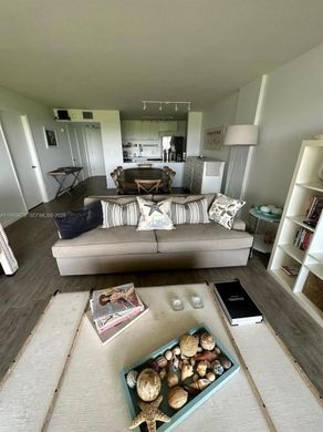 Edificio en Key Biscayne, Miami-Dade County