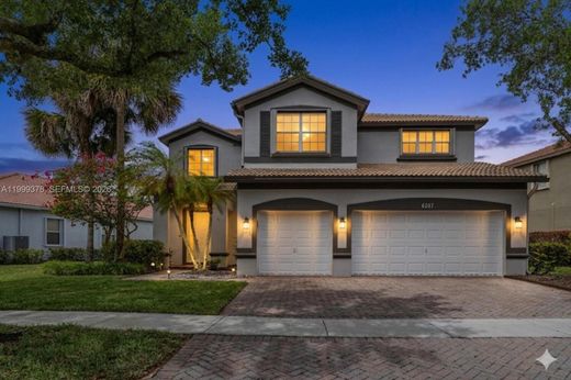 Villa - Weston, Broward County