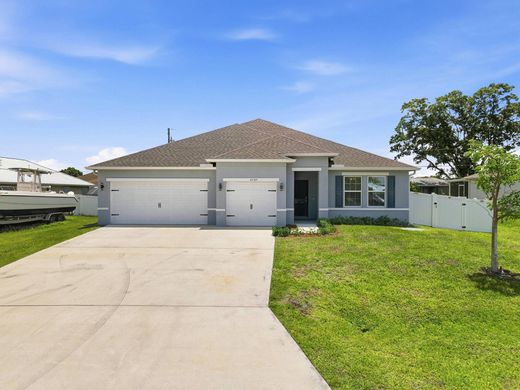 Villa in Port Saint Lucie, Saint Lucie County