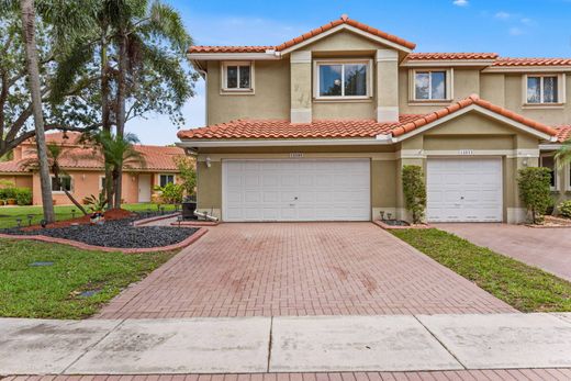 Casa di città a Coral Springs, Broward County