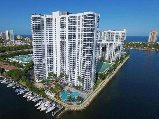 Residential complexes in Aventura, Miami-Dade