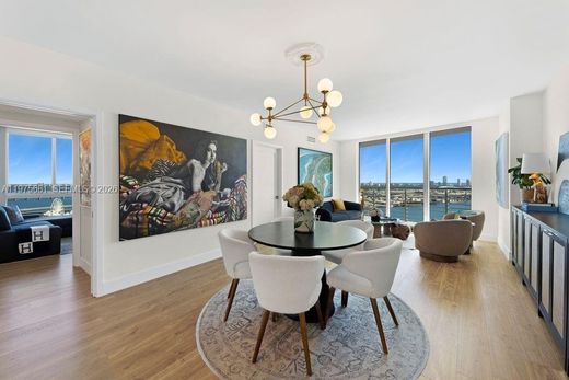 Kamienica w Miami, Miami-Dade County