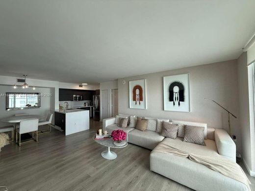 Residential complexes in Miami, Miami-Dade