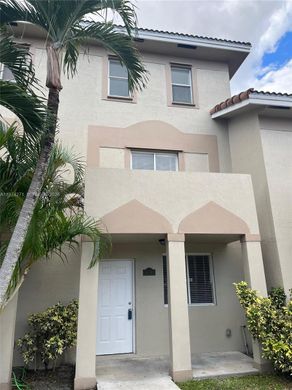 Townhouse - Opa-locka North  (historical), Miami-Dade County