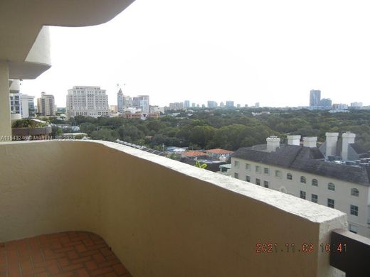 Complexes résidentiels à Coral Gables, Comté de Miami-Dade