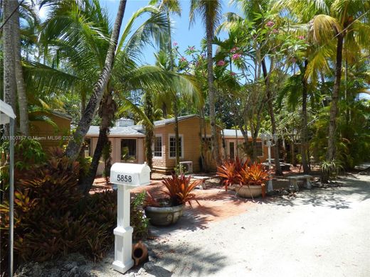 Villa in South Miami, Miami-Dade County