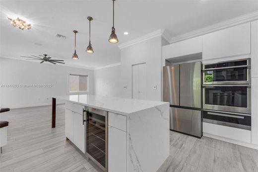 Villa in Miramar, Broward County