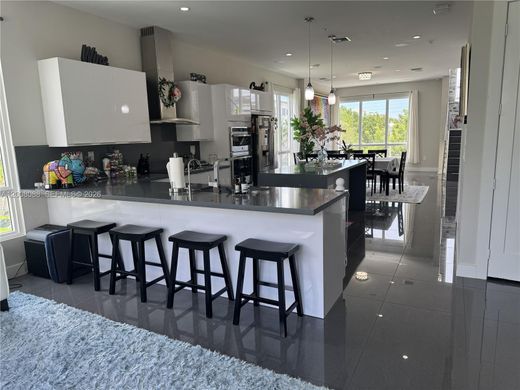 Villa in Doral, Miami-Dade