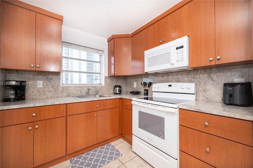 Residential complexes in Miami, Miami-Dade