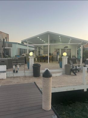 ﻓﻴﻼ ﻓﻲ Layton, Monroe County