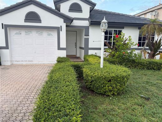 Villa - Miami, Miami-Dade County