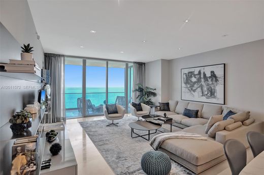 Kamienica w Sunny Isles Beach, Miami-Dade County