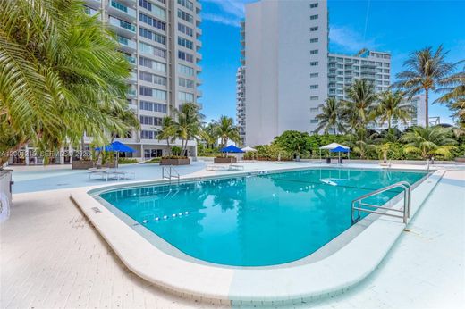 Complexes résidentiels à Miami Beach, Comté de Miami-Dade