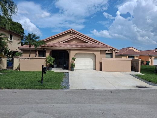 Villa in Hialeah, Miami-Dade County