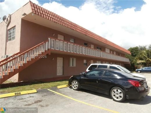 Residential complexes in Davie, Broward County