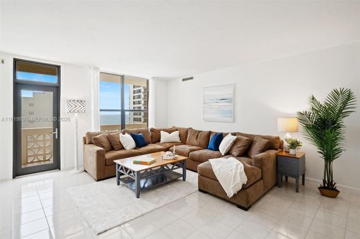 Жилой комплекс, Bal Harbour, Miami-Dade County