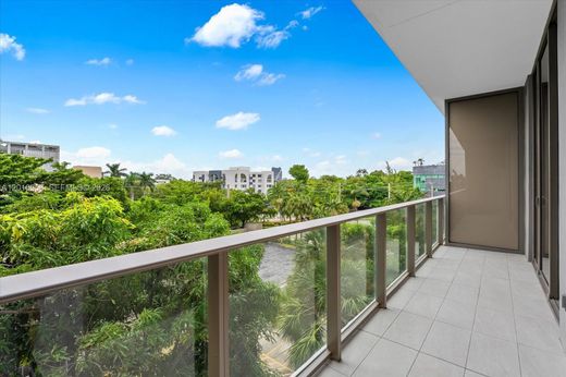 Жилой комплекс, Майами, Miami-Dade County