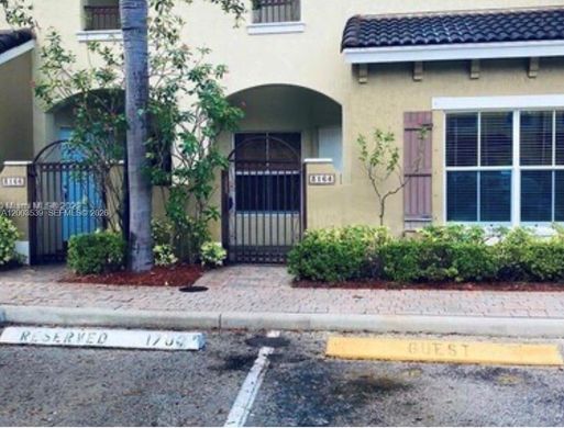 Townhouse in Margate, Broward County