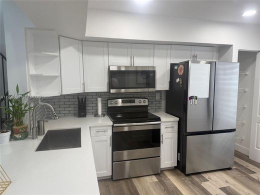 Complexes résidentiels à Miami, Comté de Miami-Dade