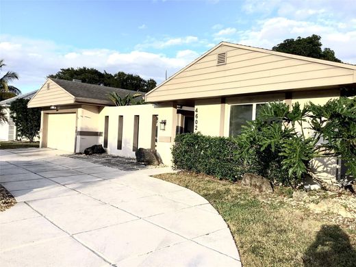 Villa in Tamarac, Broward County