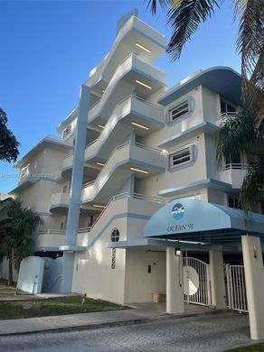 Residential complexes in Surfside, Miami-Dade