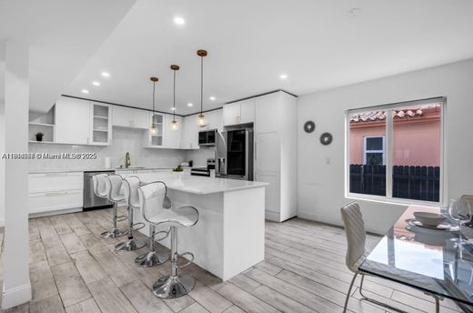 Вилла, El Portal, Miami-Dade County