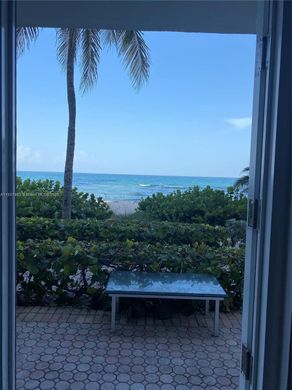 Appartementencomplex in Hallandale Beach, Broward County