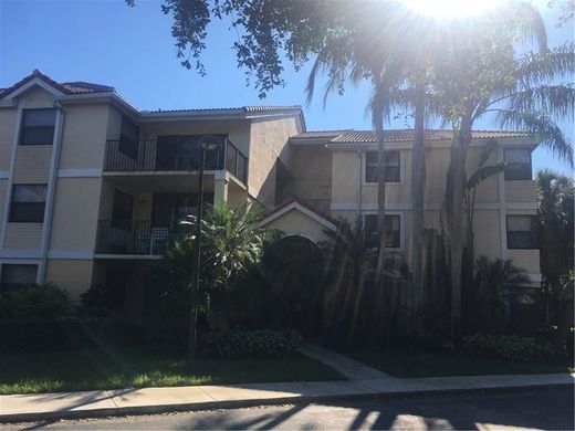 Residential complexes in Plantation, Broward County