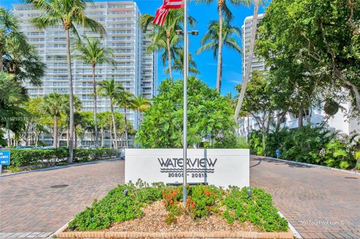 Residential complexes in Aventura, Miami-Dade