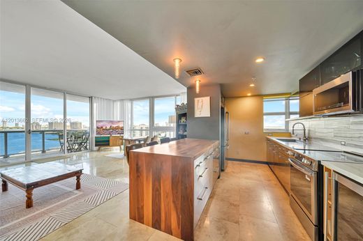 Komplex apartman North Bay Village, Miami-Dade County