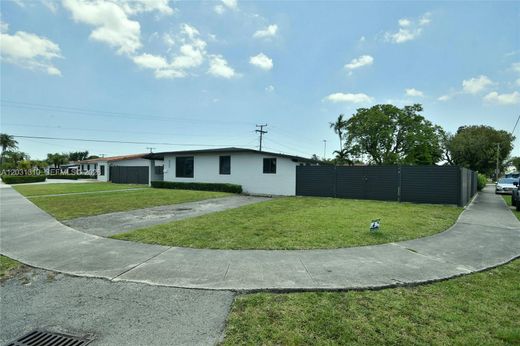 Villa in Miami, Miami-Dade