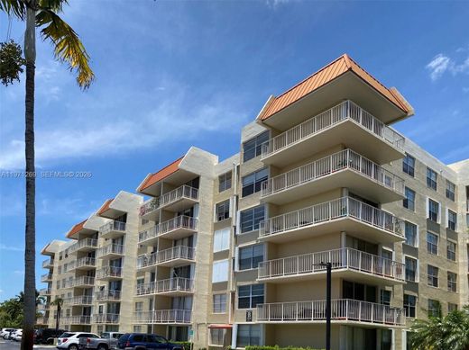Residential complexes in Miami, Miami-Dade