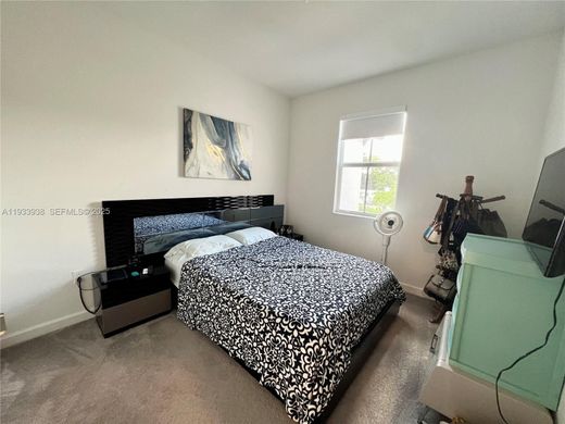 城市独宅  North Miami, Miami-Dade County