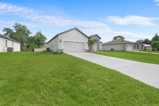 Villa in Port Saint Lucie, Saint Lucie County