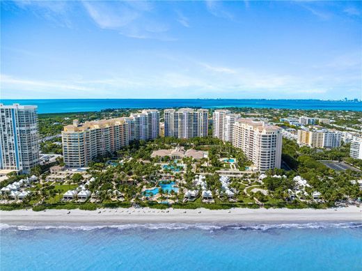 Residential complexes in Key Biscayne, Miami-Dade