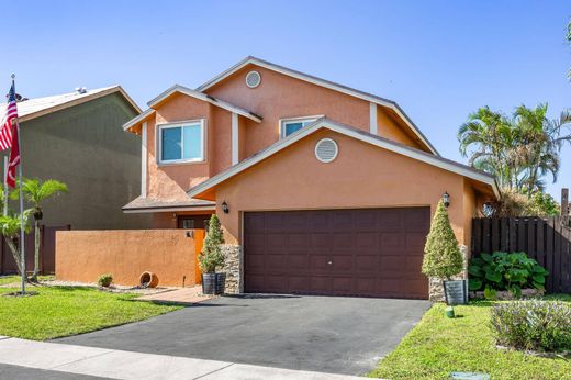 Villa in Pembroke Pines, Broward County