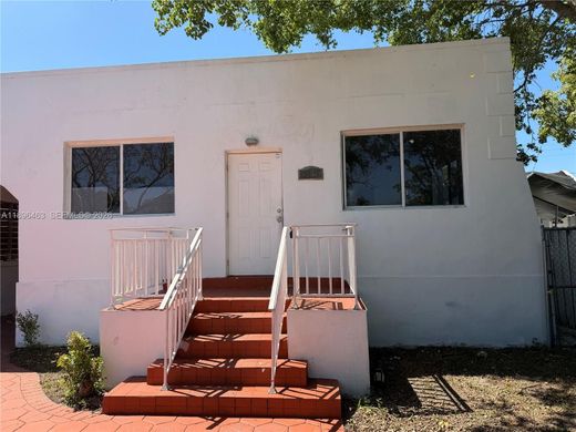 Villa in Miami, Miami-Dade