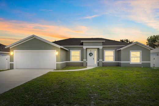 Villa Port Saint Lucie, Saint Lucie County
