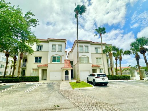 Residential complexes in Palm Beach Gardens, Palm Beach