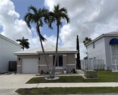 Villa in Margate, Broward County