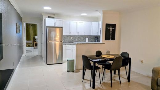 Complesso residenziale a Miami, Miami-Dade County