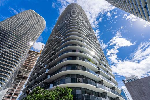 Residential complexes in Miami, Miami-Dade