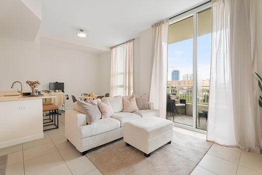 Residential complexes in West Palm Beach, Palm Beach