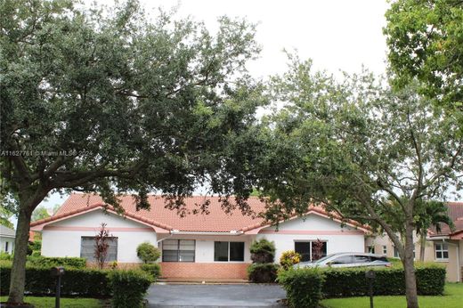 Villa in Coral Springs, Broward County