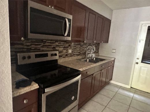 Complesso residenziale a Coral Springs, Broward County