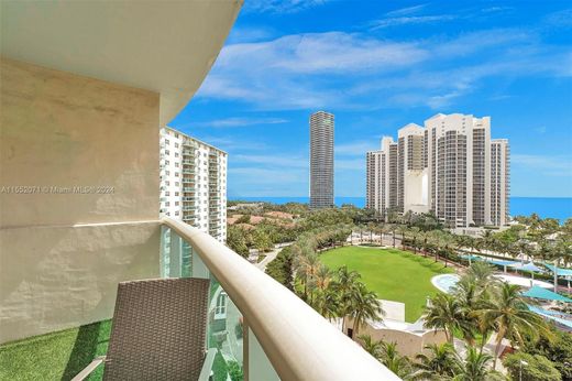 Residential complexes in Sunny Isles Beach, Miami-Dade
