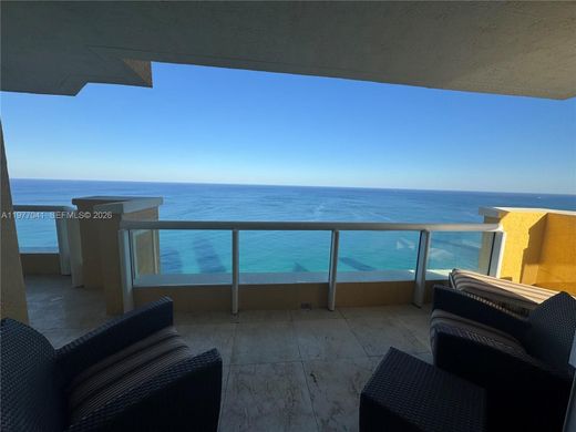 Residential complexes in Sunny Isles Beach, Miami-Dade