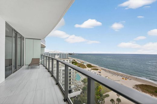 Residential complexes in Pompano Beach, Broward County