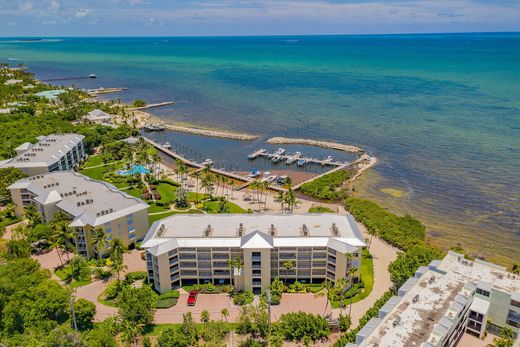 Residential complexes in Islamorada, Monroe County