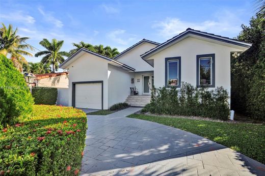 Villa in Surfside, Miami-Dade County